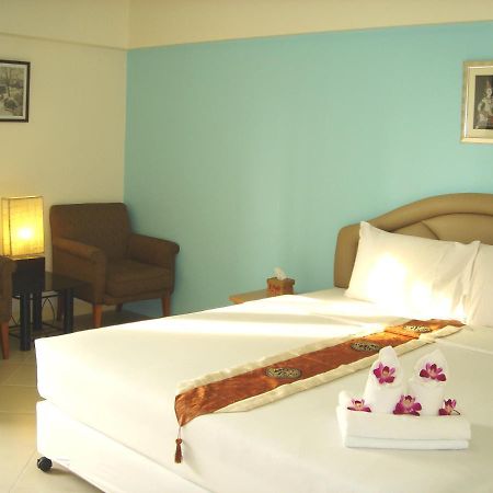 The Nest Serviced Apartment Бангкок Экстерьер фото