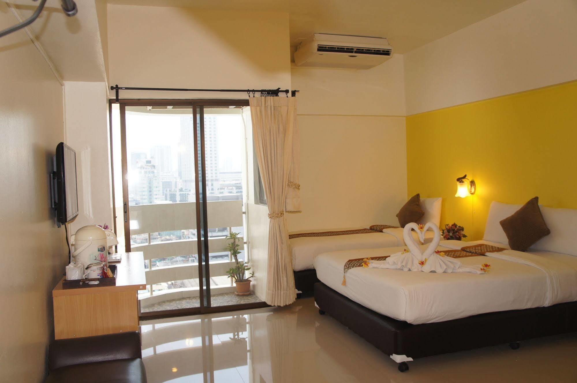 The Nest Serviced Apartment Бангкок Экстерьер фото